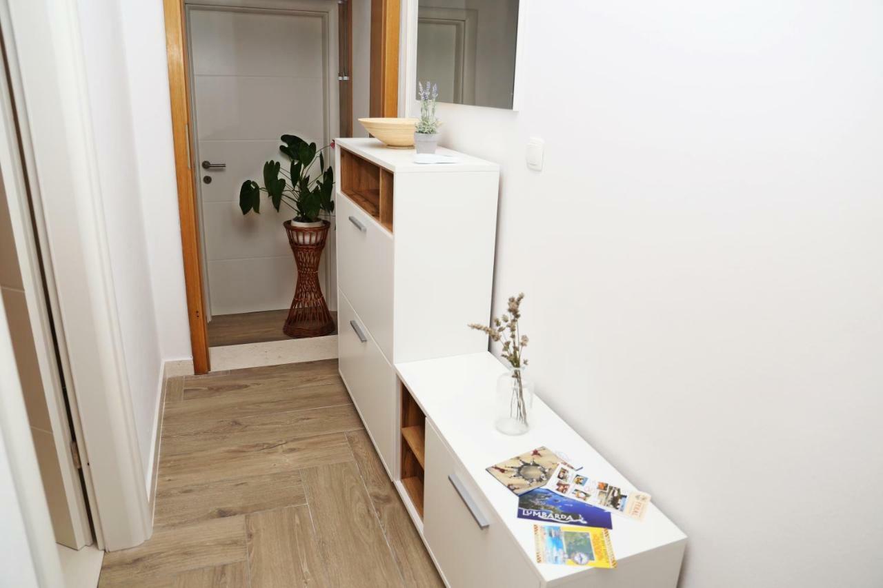 Apartment R&M Lumbarda Bagian luar foto